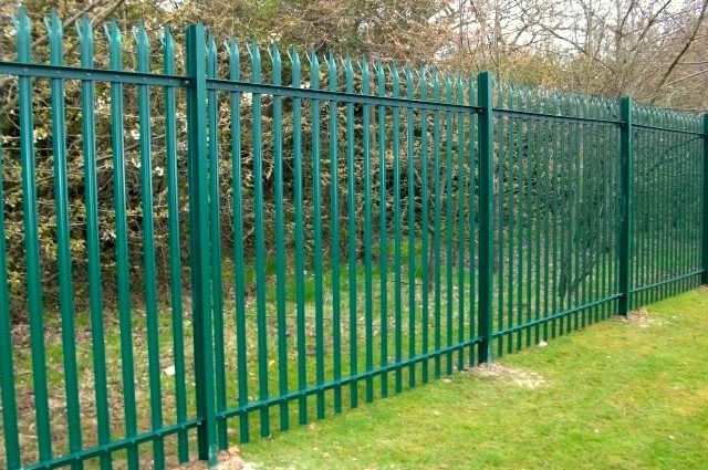 Palisade Fence