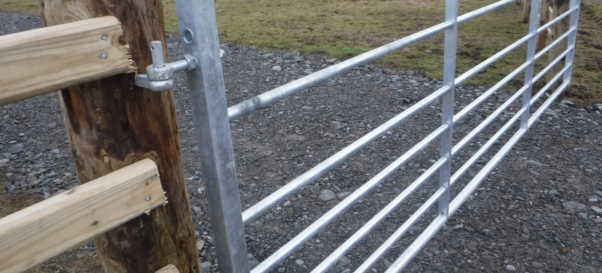 Gates & Hinges