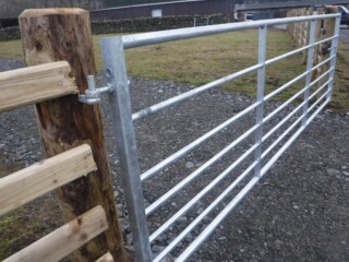 Gates & Hinges